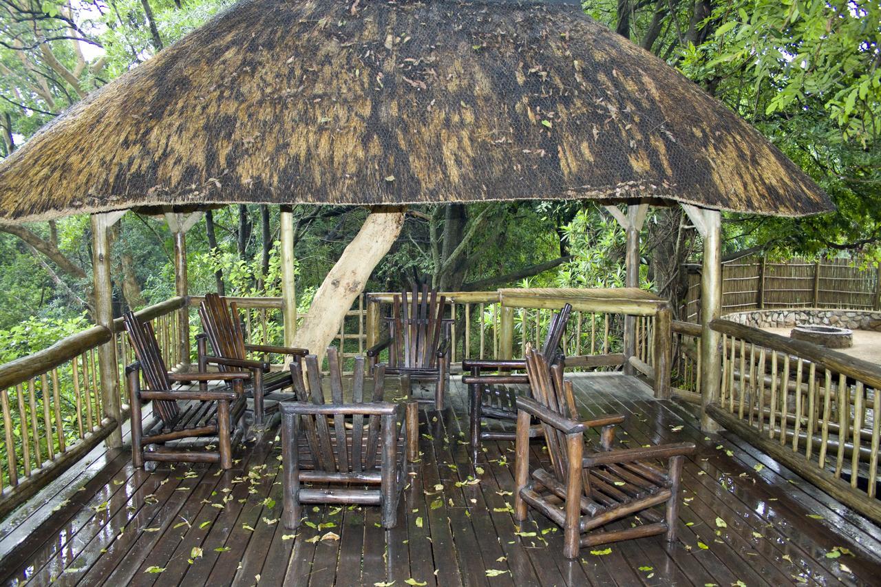 Moholoholo Ya Mati Guest House Kampersrus AH Екстериор снимка
